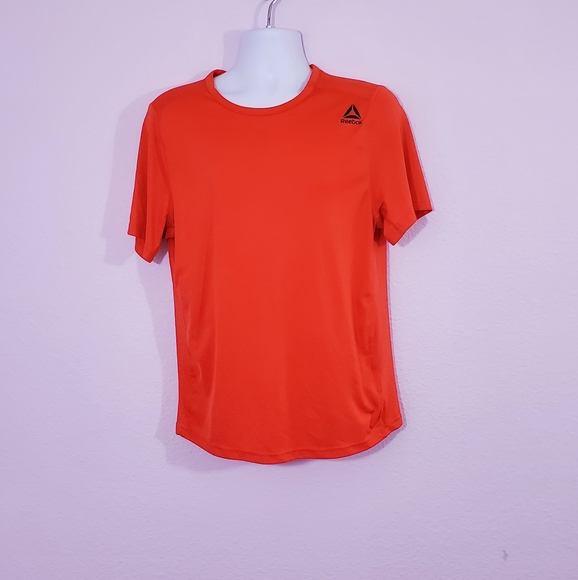Reebok Other - Reebok Shirt size M